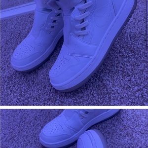 Air jordan nova size 8